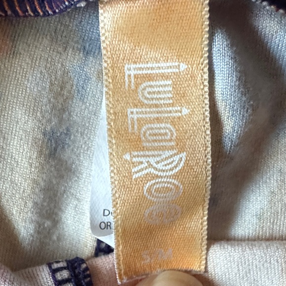 LuLaRoe Kids Leggings with Red and Orange Pattern - Picture 2 of 5